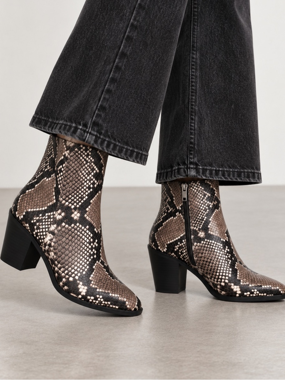 NEW 14th & Union Python Snakeskin Print Ankle Boots Heeled Bootie Black 8.5